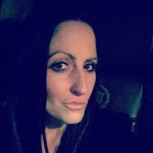 Meet your Posher, Charity